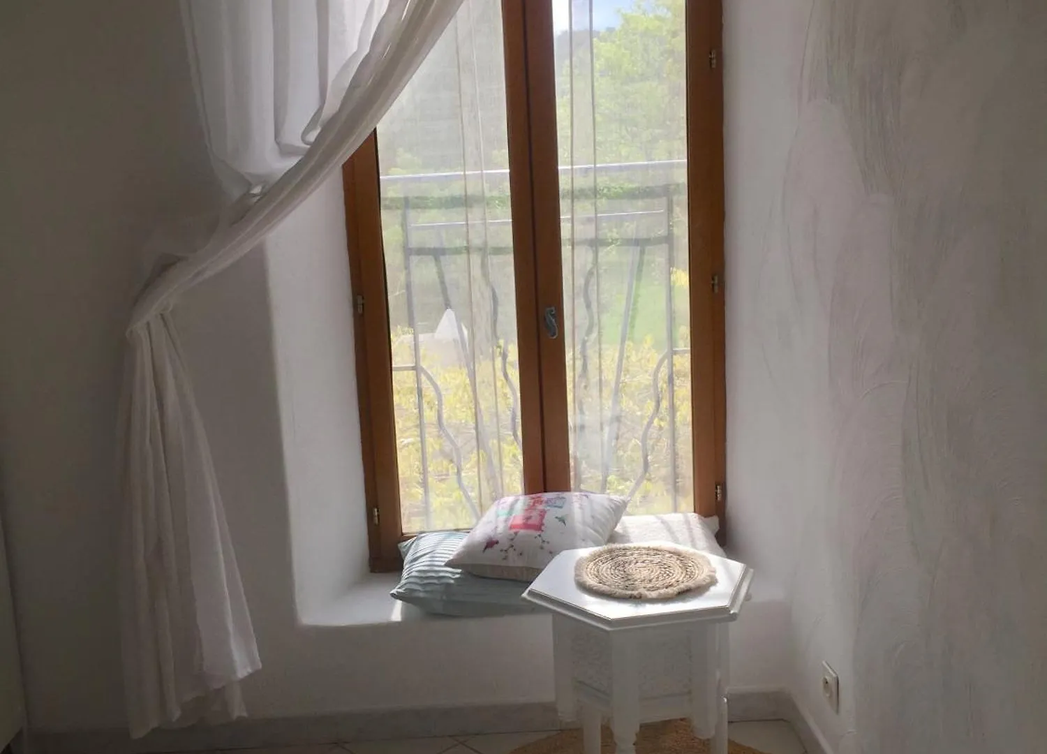 Bed and Breakfast Mas La Buissone Visan Francia