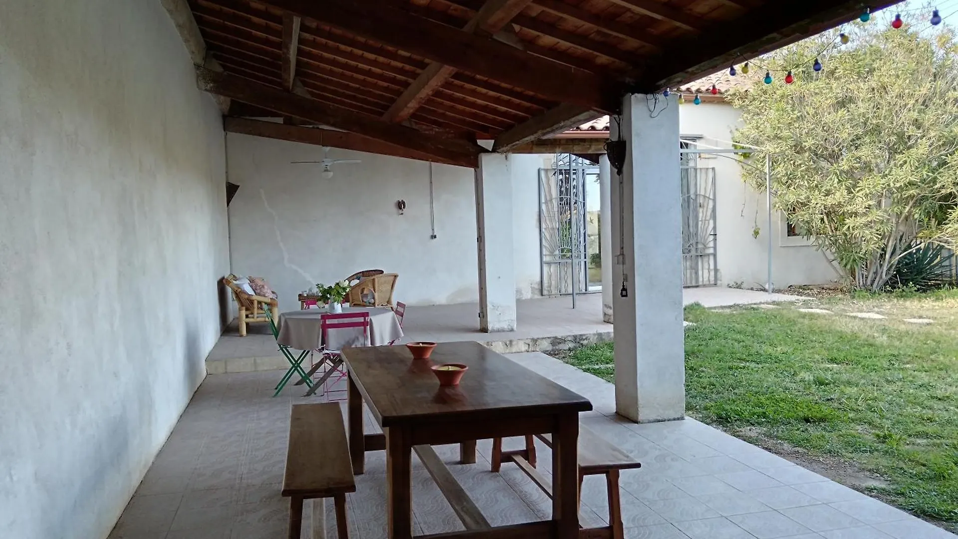 Bed and Breakfast Mas La Buissone à Visan 0*,  France